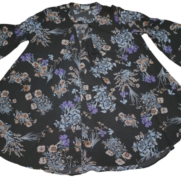 Umgee Tunic Dress Gray Floral Small Bell Sleeves Boho Keyhole Neckline - Picture 8 of 8